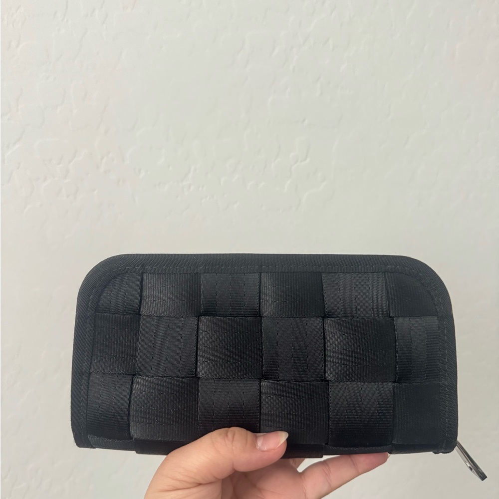 Harveys Black Woven Wallet